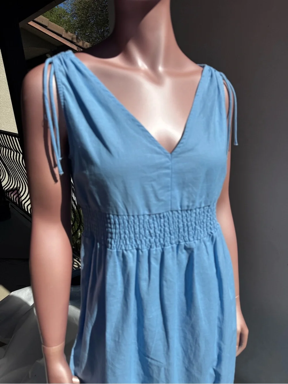 Linen summer dress Deluc. Blue smocked empire waist - Canadian sz XS S M L‎